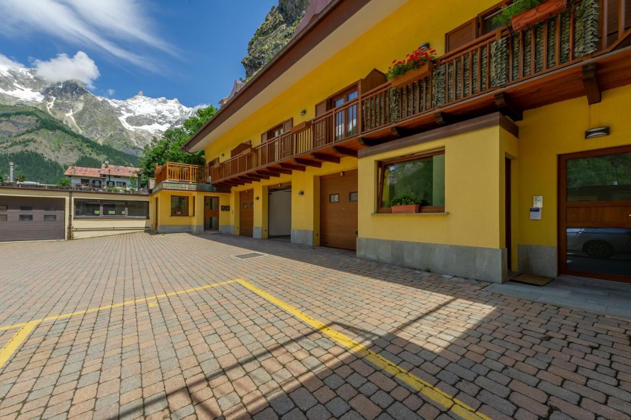 Casa Jasmine - Cir Vda Courmayeur 0154 Dış mekan fotoğraf