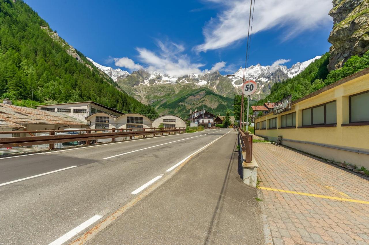 Casa Jasmine - Cir Vda Courmayeur 0154 Dış mekan fotoğraf